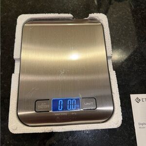 Etekcity Stainless Steel Digital Kitchen Scale - Brushed Silver